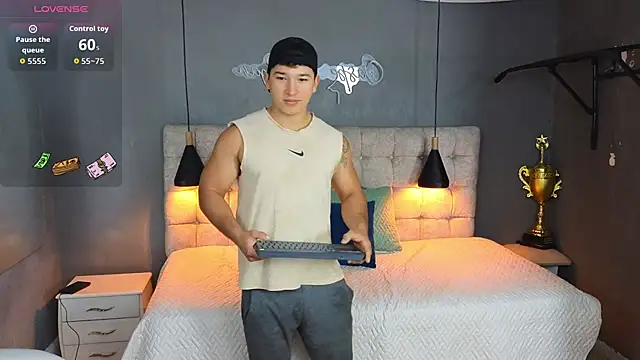 Horny nick18 online show from 09-19-25, 12:31