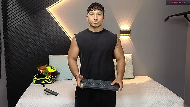 Horny nick18 online show from 02-21-26, 01:02