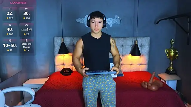 Horny nick18 online show from 10-16-25, 02:03