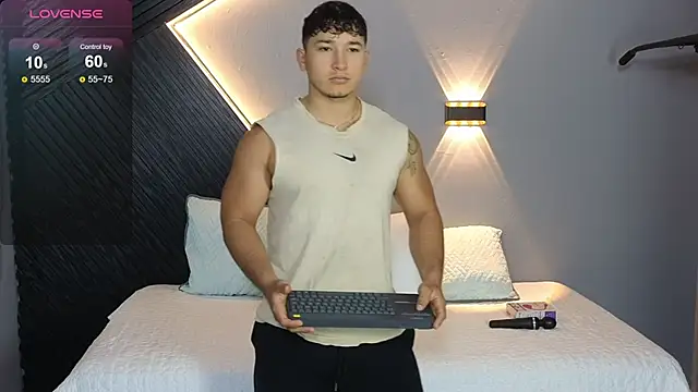 Horny nick18 online show from 02-10-26, 01:21