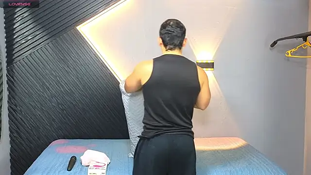 Horny nick18 online show from 02-28-26, 12:16