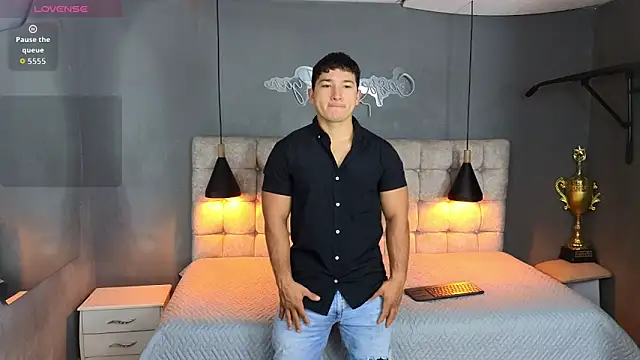 Horny nick18 online show from 09-24-25, 10:22