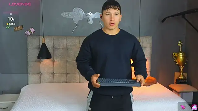 Horny nick18 online show from 01-10-26, 10:21