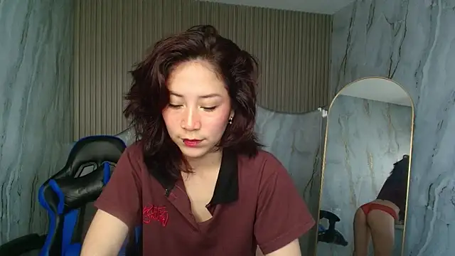 valentina r  online show from 11-08-25, 03:21