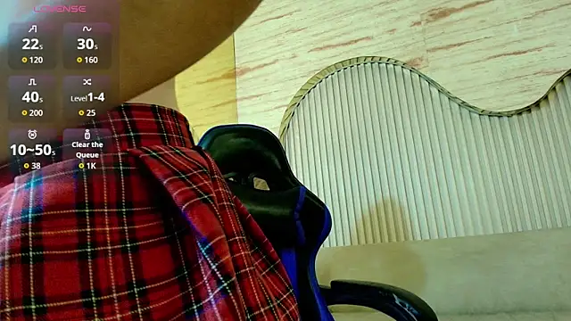 valentina r  online show from 03-13-26, 07:57