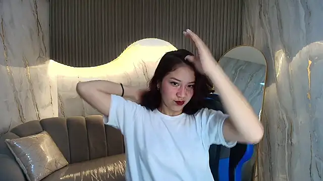 valentina r  online show from 11-15-25, 03:21