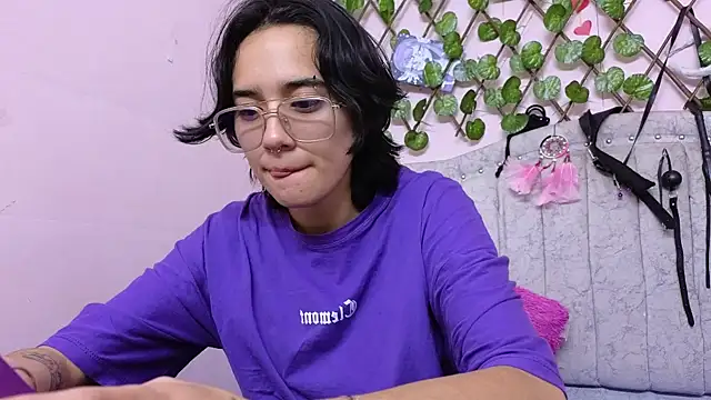 katalinathxandbritney1 online show from 09-24-25, 05:08