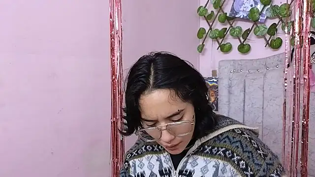 katalinathxandbritney1 online show from 10-06-25, 11:16