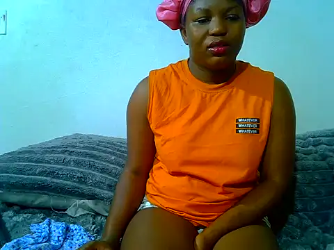 SweetHoney21  online show from 05-25-26, 06:12