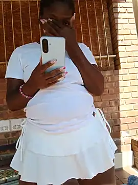 Snapshot of SweetHoney21_ chatting on 07-14-26, 10:21 SweetHoney21 online show from 07-14-26, 10:21