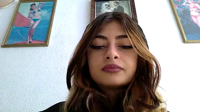 Snapshot of piccolaflo chatting on 09-20-25, 07:24 piccolaflo online show from 09-20-25, 07:24