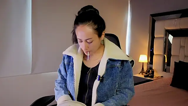 Adhara7 online show from 02-20-26, 08:22