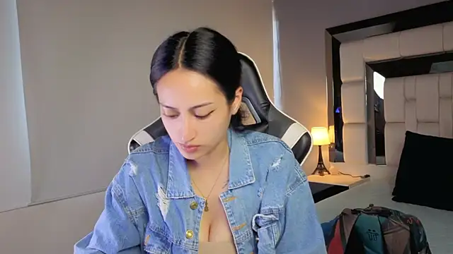 Adhara7 online show from 03-20-26, 09:38