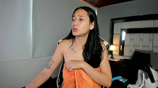 Adhara7 online show from 11-04-25, 07:39