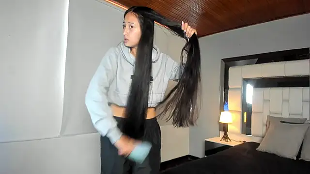 Adhara7 online show from 11-19-25, 07:58