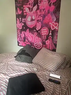 PrettyBabriexox online show from 04-17-26, 04:54