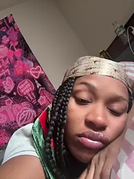 PrettyBabriexox online show from 04-13-26, 01:15