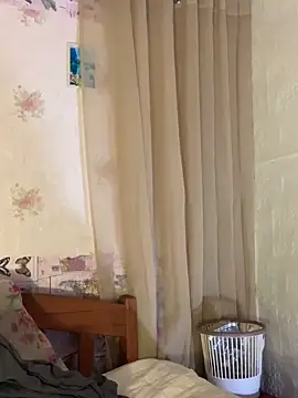 Kimberly-Ferarren online show from 04-25-26, 01:03