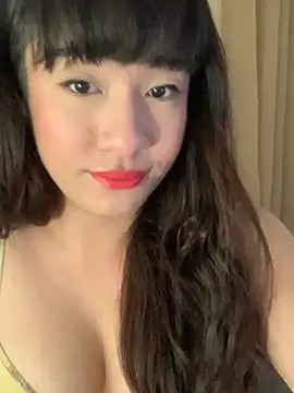 Snapshot of Kimberly-Ferarren chatting on 05-31-26, 12:05 Kimberly-Ferarren online show from 05-31-26, 12:05