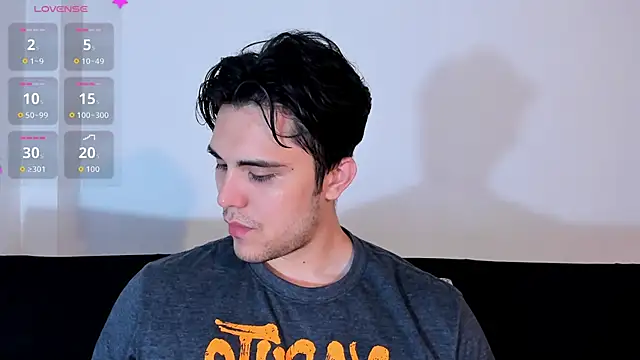 jasonxd9898 online show from 11-02-25, 12:37