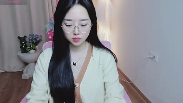 Miu-999 online show from 12-20-25, 02:25