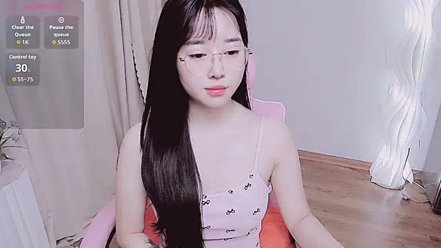 Miu-999 online show from 10-18-25, 02:24