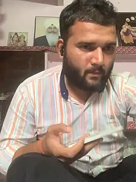 Snapshot of amitsharma7868 chatting on 07-23-26, 11:40 amitsharma7868 online show from 07-23-26, 11:40