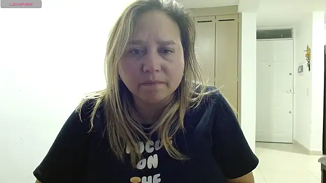 Snapshot of haashkyo chatting on 07-03-26, 04:41 haashkyo online show from 07-03-26, 04:41