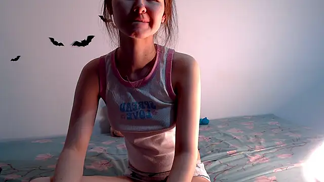 litle owl online show from 10-14-25, 10:20