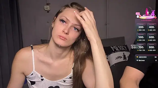 cutemilana sexwife online show from 12-17-25, 07:30