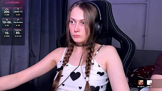 cutemilana sexwife online show from 02-04-26, 09:21