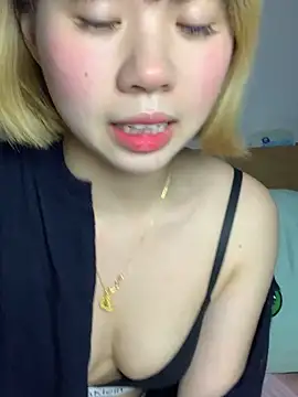 zhaomosheng125216 online show from 12-04-25, 11:15