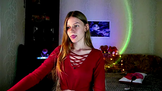 Snapshot of Luntryy chatting on 11-05-25, 09:23 Luntryy online show from 11-05-25, 09:23