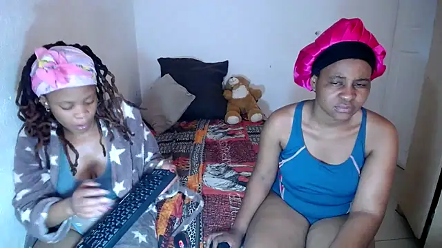 EbonyEssence online show from 04-16-26, 12:39