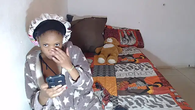 EssenceLovers online show from 04-13-26, 09:46