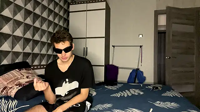 merycouple online show from 09-22-25, 04:18