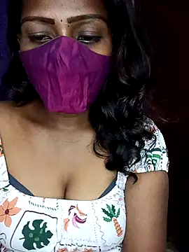 Snapshot of Tamil_kavinila chatting on 10-24-25, 05:12 Tamil kavinila online show from 10-24-25, 05:12