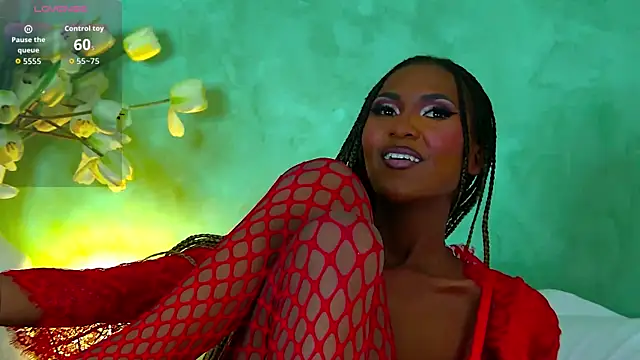 Snapshot of Izzie_Sugar chatting on 09-12-25, 07:24 Izzie Sugar online show from 09-12-25, 07:24