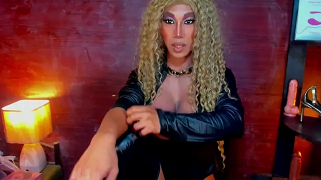 JayeTan online show from 10-17-25, 01:20