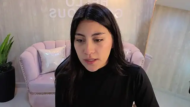 Snapshot of Zoe_Blaze_A chatting on 10-13-25, 12:07 Zoe Blaze A online show from 10-13-25, 12:07