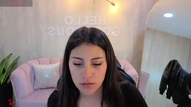 Snapshot of Zoe_Blaze_A chatting on 10-23-25, 12:04 Zoe Blaze A online show from 10-23-25, 12:04
