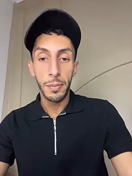 Snapshot of Yasar-Xxxl chatting on 06-26-26, 11:32 Yasar-Xxxl online show from 06-26-26, 11:32
