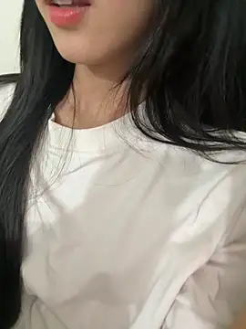 Desi sara online show from 10-27-25, 02:07