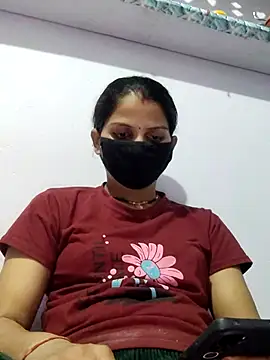 Snapshot of poojam93 chatting on 10-31-25, 04:25 poojam93 online show from 10-31-25, 04:25