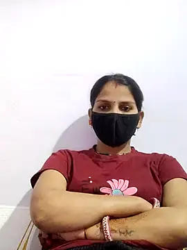 Snapshot of poojam93 chatting on 10-13-25, 01:51 poojam93 online show from 10-13-25, 01:51