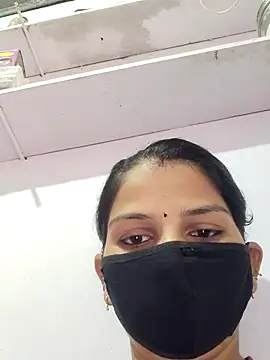 Snapshot of poojam93 chatting on 10-05-25, 01:18 poojam93 online show from 10-05-25, 01:18