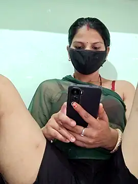 Snapshot of poojam93 chatting on 09-14-25, 01:06 poojam93 online show from 09-14-25, 01:06