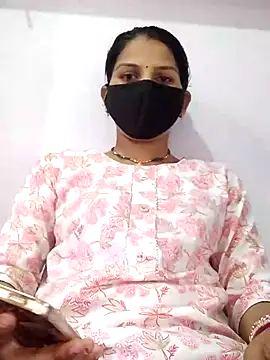 Snapshot of poojam93 chatting on 10-08-25, 02:02 poojam93 online show from 10-08-25, 02:02