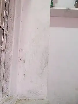 Snapshot of poojam93 chatting on 10-18-25, 01:51 poojam93 online show from 10-18-25, 01:51