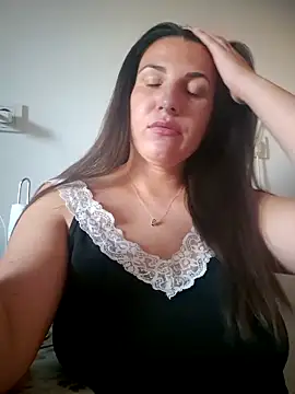 ElsMarya online show from 09-21-25, 03:17